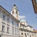 Ljubljana (Laibach) ist die wunderschöne Hauptstadt Sloweniens mit einem sehr regen kulturellen Leben - die historische Altstadt liegt zu Füßen des Burgbergs in eine Schlinge des Flusses Ljubeljanica geschmiegt. - Ljubljana is the beautiful capital of Slowenia with a very vivid cultural life; the historical Old Townl lies in a sinousity of the Ljubljanica riverat the feet of the castle hill.